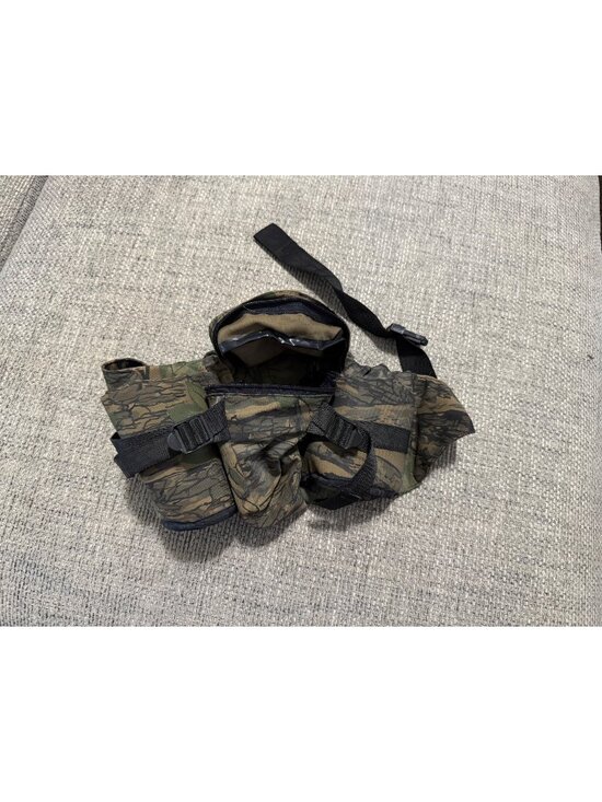 trebark Other - Vintage Trebark Camo Hunting Fanny Pack Waist Bag
